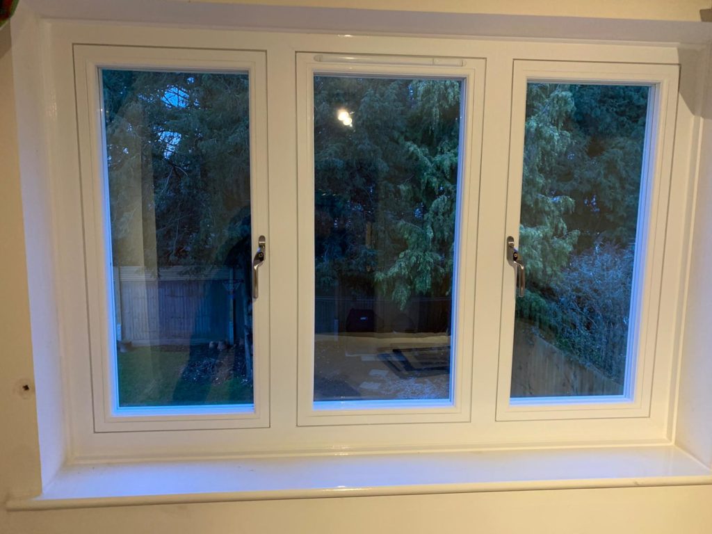 R7 windows in epsom