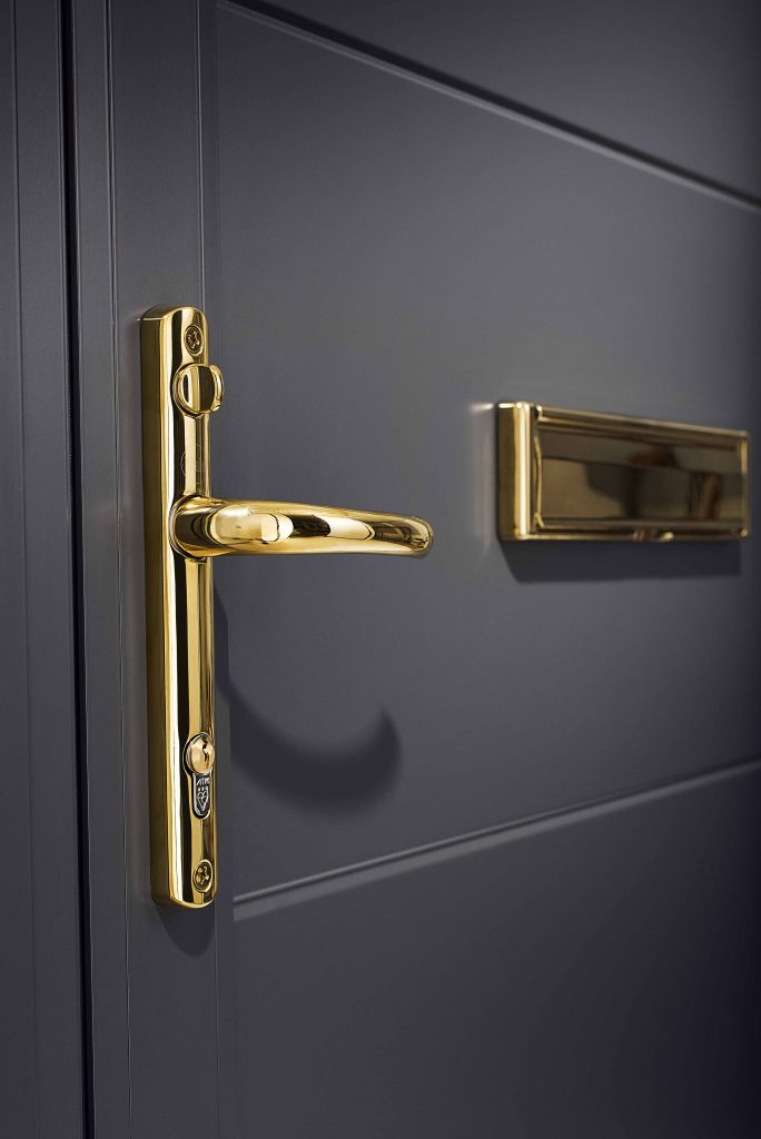 gold handle close up