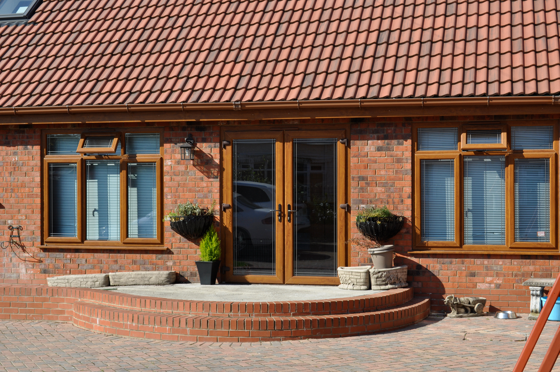 Heritage Sculptured Windows