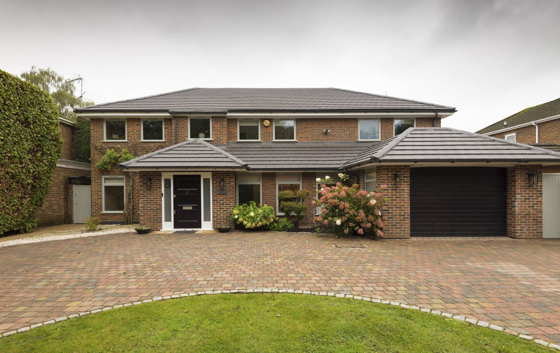 Aluminium Windows in Bletchingley
